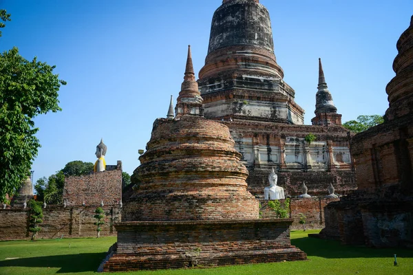 Thaiföld Ajutthaja Wat Yai Chai Mongkhol Templom — Stock Fotó