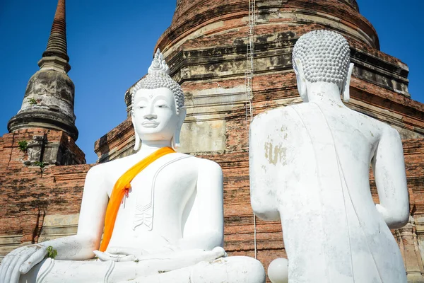Tayland. Ayutthaya. Wat Yai Chai Mongkhol Tapınağı.