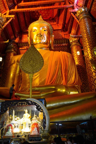 Tailândia Ayutthaya Wat Phanan Choeng Worawihan Templo — Fotografia de Stock