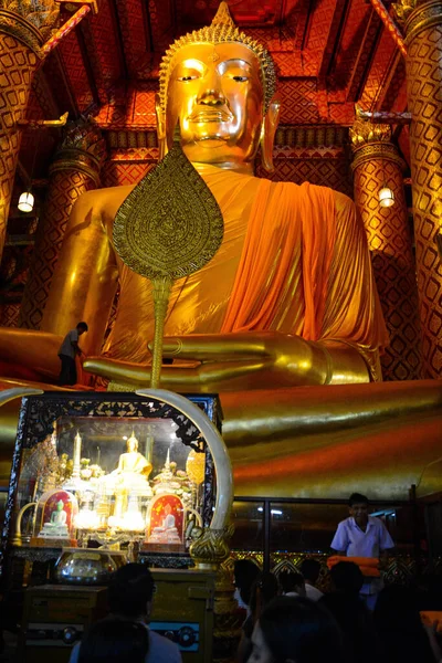 Thailand Ayutthaya Wat Phanan Choeng Worawihan Tempel — Stockfoto