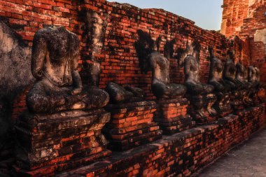 Ayutthaya. Tayland. Wat Chaiwatthanaram Tapınağı