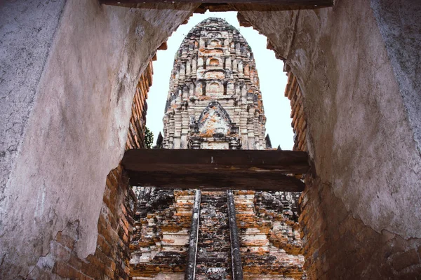 Ayutthaya Wat Chaiwatthanaram寺 — 图库照片