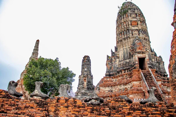 Thaiföld Ajutthaja Wat Chaiwatthanaram Templom — Stock Fotó