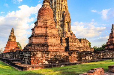 Tayland. Ayutthaya. Wat Ratcha Burana Tapınağı