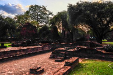 Tayland. Ayutthaya. Wat Ratcha Burana Tapınağı