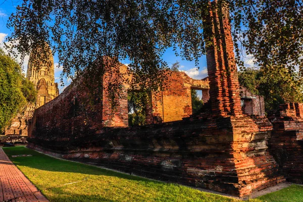 Ayutthaya Wat Ratcha Burana寺 — 图库照片