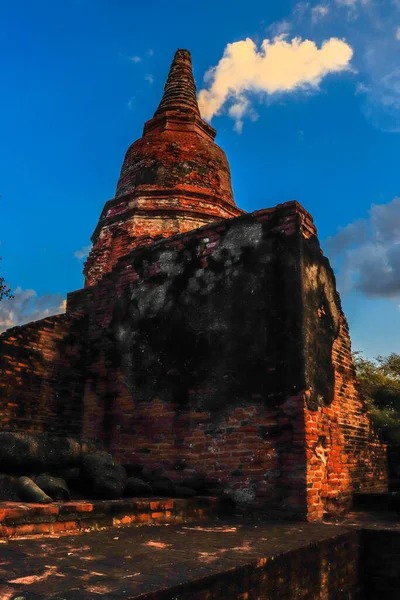Tayland Ayutthaya Wat Ratcha Burana Tapınağı — Stok fotoğraf
