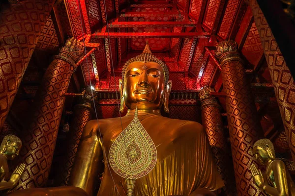 Thailand Ayutthaya Wat Phanan Choeng Tempel — Stockfoto