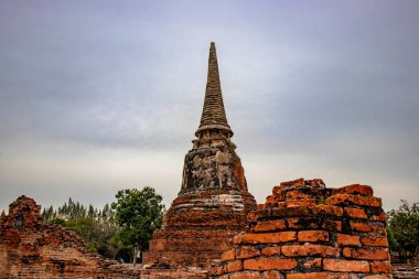 Wat Mahathat Tapınağı 'nın taş kalıntıları, Ayutthaya, Tayland