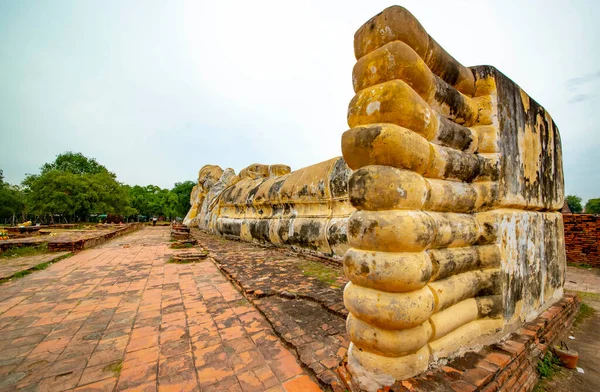 Tayland Ayutthaya Wat Lokayasutharam Tapınağı — Stok fotoğraf