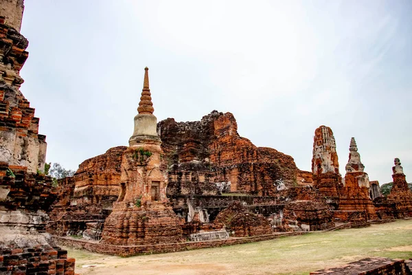 Pietra Antiche Rovine Wat Mahathat Tempio Ayutthaya Thailandia — Foto Stock