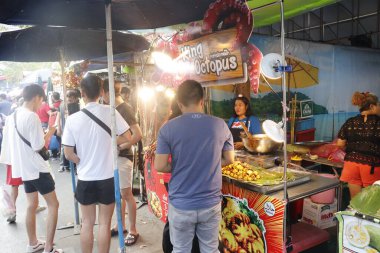 Tayland. Bangkok 'ta. Chatuchack Pazarı