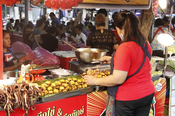 Tayland. Bangkok 'ta. Chatuchack Pazarı