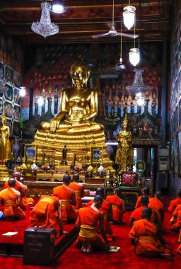 Tayland. Bangkok 'ta. Wat Paknam Bhasicharoen Tapınağı