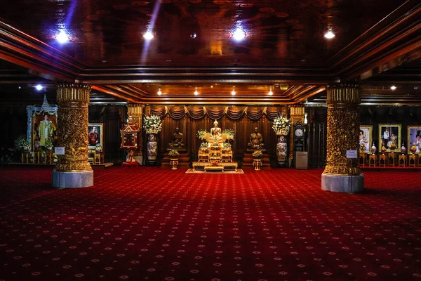 バンコク ワット パクナム バシチャロン寺院 — ストック写真