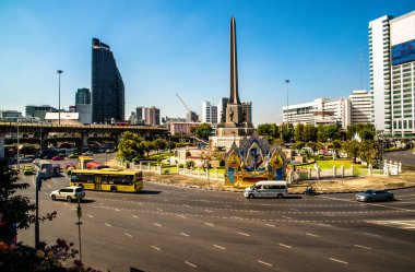 Savaş anıtı, Bangkok, Tayland 'daki Zafer Anıtı