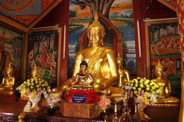 Tayland. Chiang Mai. Şehirde bir Budist tapınağı..