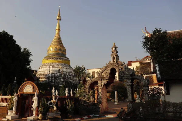 清迈一座城市的佛寺 — 图库照片