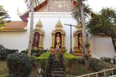 Tayland. Chiang Mai. Wat Doi Suthep tapınağının manzarası..