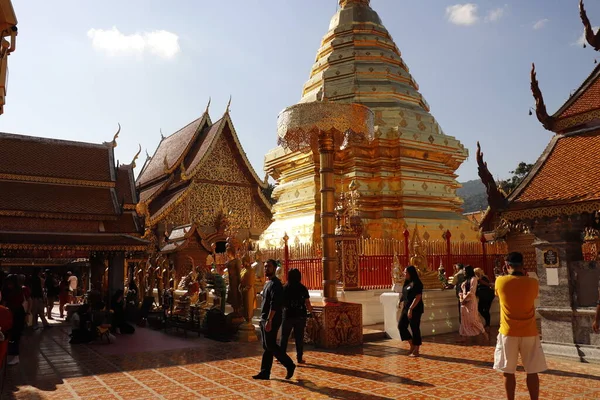 Tailândia Chiang Mai Uma Vista Templo Wat Doi Suthep — Fotografia de Stock