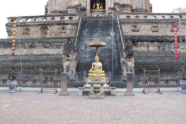 Tailândia Chiang Mai Uma Vista Templo Wat Chedi Luang — Fotografia de Stock