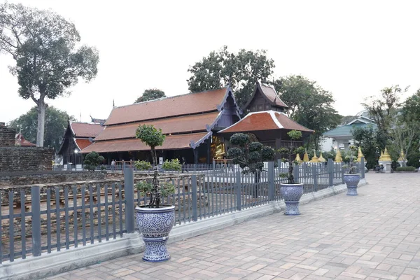 Thailandia Chiang Mai Una Vista Del Tempio Wat Chedi Luang — Foto Stock