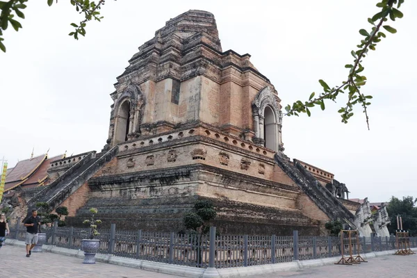 Thailanda Chiang Mai Templul Wat Chedi Luang — Fotografie, imagine de stoc