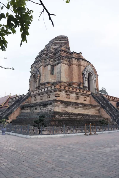 Tailândia Chiang Mai Uma Vista Templo Wat Chedi Luang — Fotografia de Stock