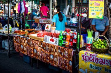 Tayland. Chiang Mai. Wat Phra Singh Tapınağı