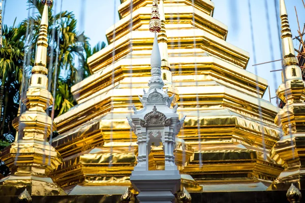 Thaïlande Chiang Mai Temple Bouddhiste Dans Ville — Photo