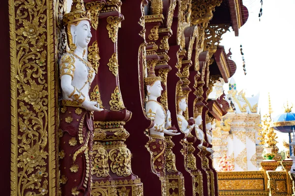 Tayland Chiang Rai Wat Saeng Kaeo Tapınağı — Stok fotoğraf
