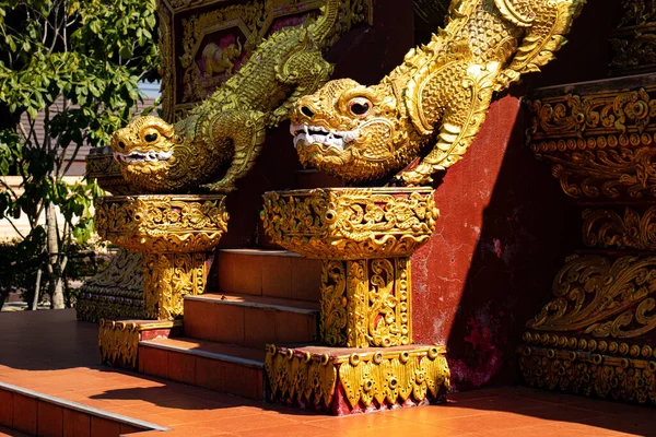 Tayland Chiang Rai Wat Saeng Kaeo Tapınağı — Stok fotoğraf