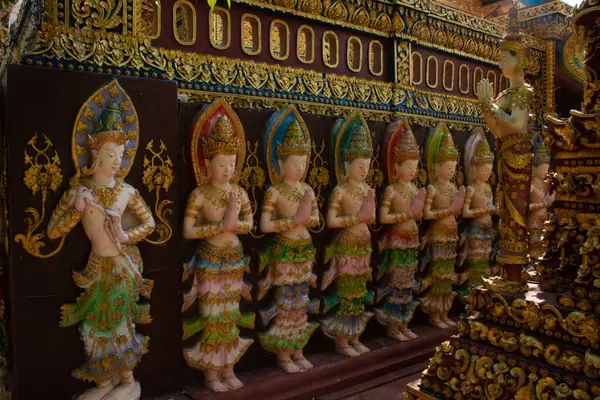 チェンライ ワット カイオ寺院 — ストック写真