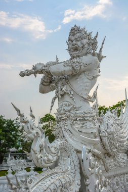 Tayland. Chiang Rai. Beyaz Tapınak
