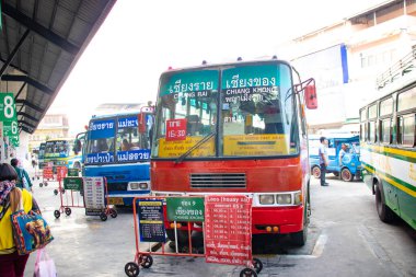 Tayland. Chiang Rai. Şehir terminali otobüsünün görüntüsü.