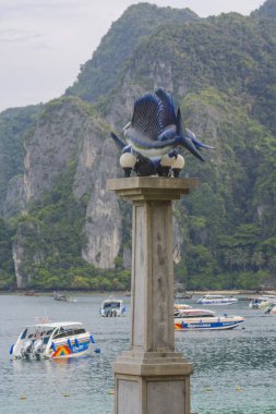 Tayland. Phi Phi Adası 'nın güzel bir manzarası. 