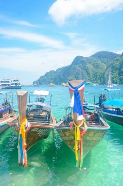 Tayland. Phi Phi Adası 'nın güzel bir manzarası. 