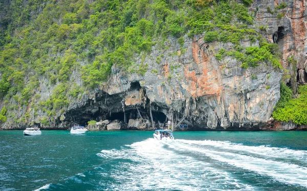 菲菲岛上美丽的风景 — 图库照片