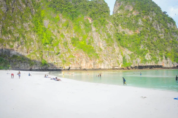 菲菲岛 玛雅湾海滩景观 — 图库照片