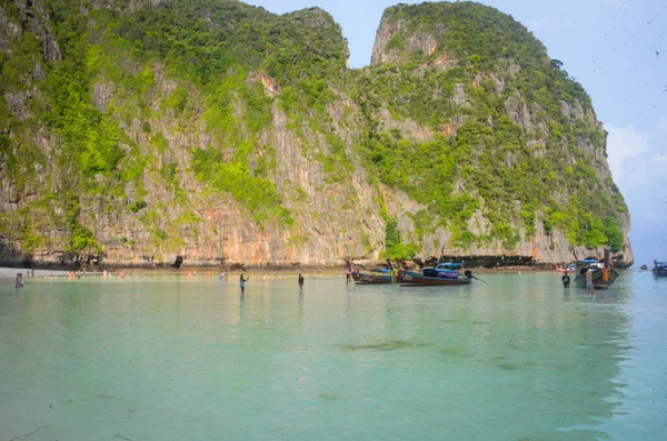 菲菲岛 玛雅湾海滩景观 — 图库照片