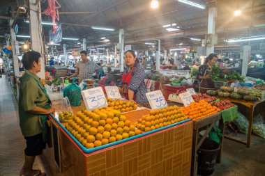 Tayland. Sukhothai. Güzel bir şehir manzarası.