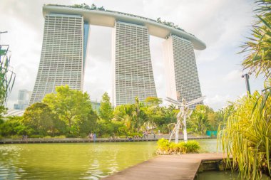 Singapur. Marina Körfezi Kumları manzarası