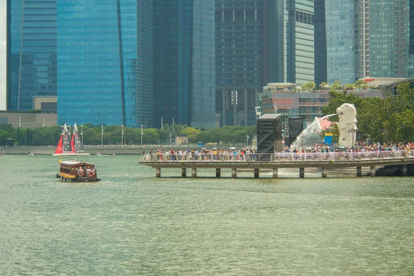 Singapur Widok Merlion Statua Marina Bay Sands — Zdjęcie stockowe