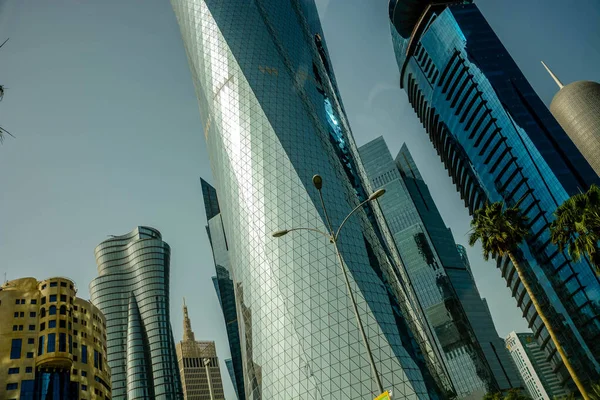 Katar. Doha! Şehrin güzel bir manzarası.