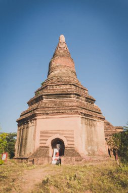 Myanmar. Bagan. Şehir tapınaklarının güzel manzarası.