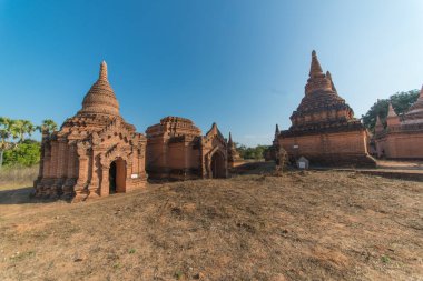Myanmar. Bagan. Şehir tapınaklarının güzel manzarası.