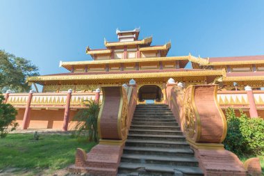 Myanmar. Bagan. Altın Saray manzarası.