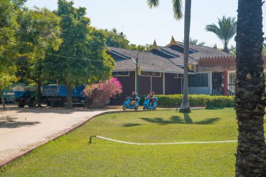 Myanmar. Bagan. İnanılmaz Bagan Resort Oteli.