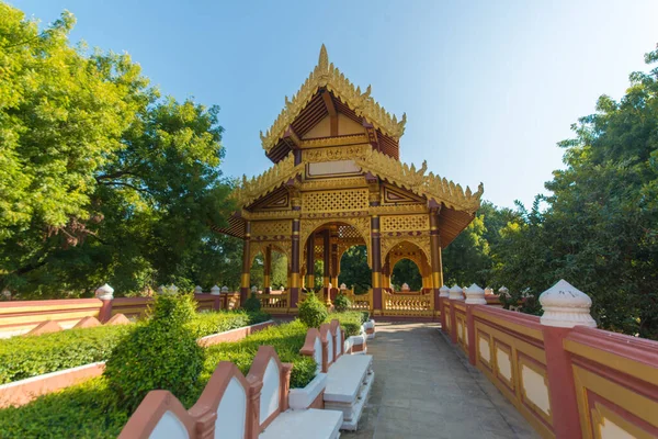 Myanmar Bagan Una Vista Del Palazzo Oro — Foto Stock