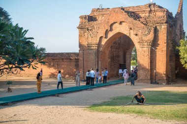 Myanmar. Bagan. Şehir tapınaklarının güzel manzarası.